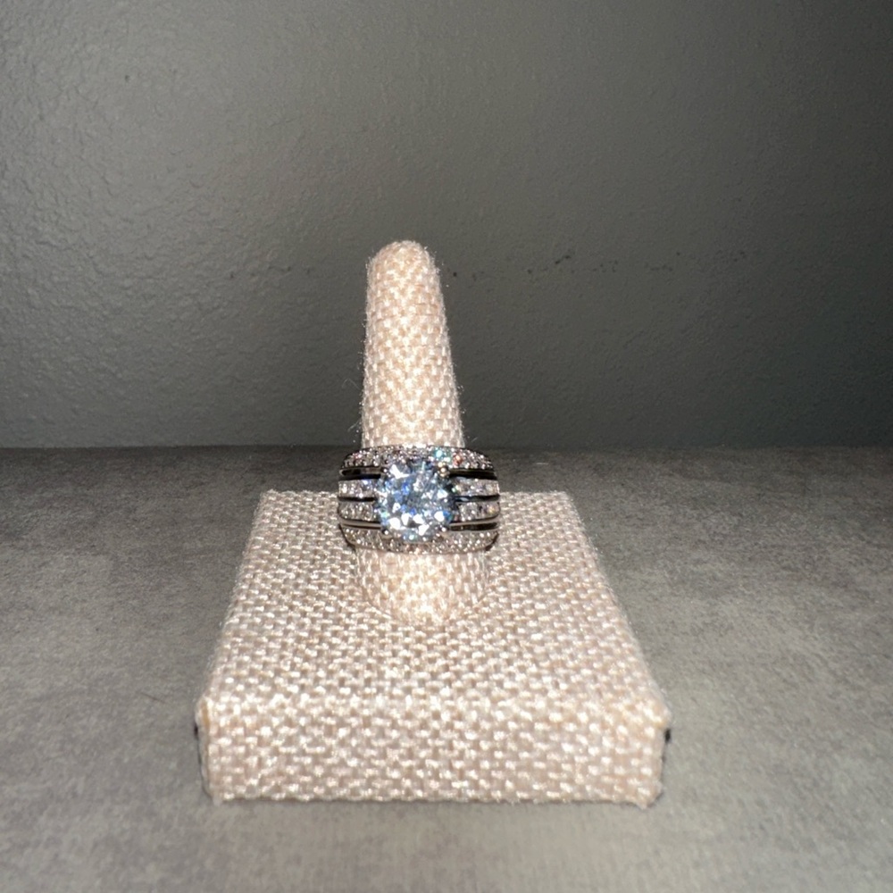 JCL 925 Sterling silver & CZ Wedding Ring Set - Picture 2 of 12